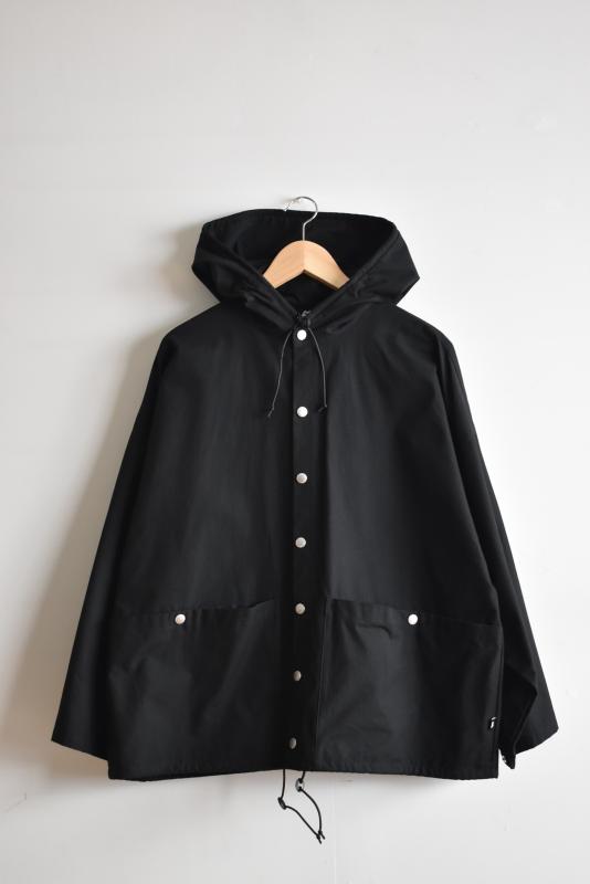 「Mountain Equipment」utility over parka -black-