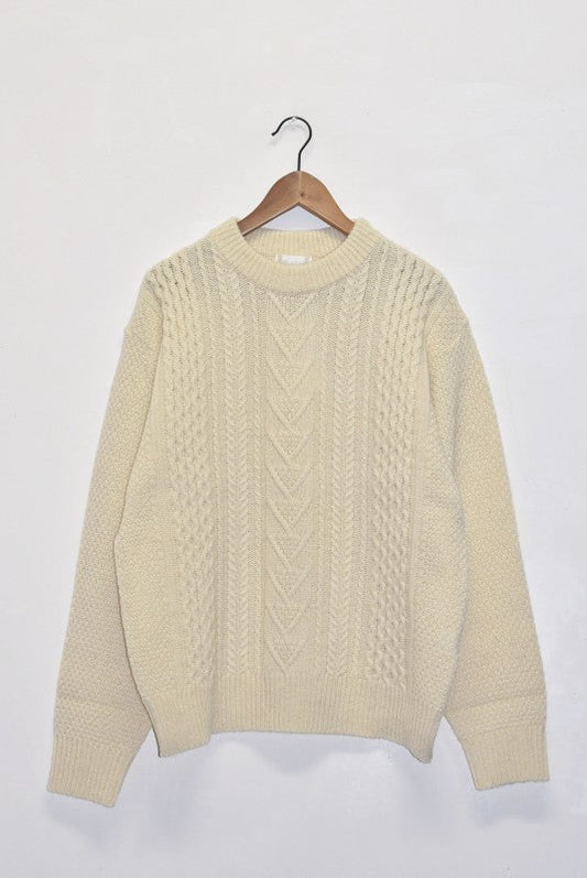 「soglia」LANDNOAH fisherman sweater -white-