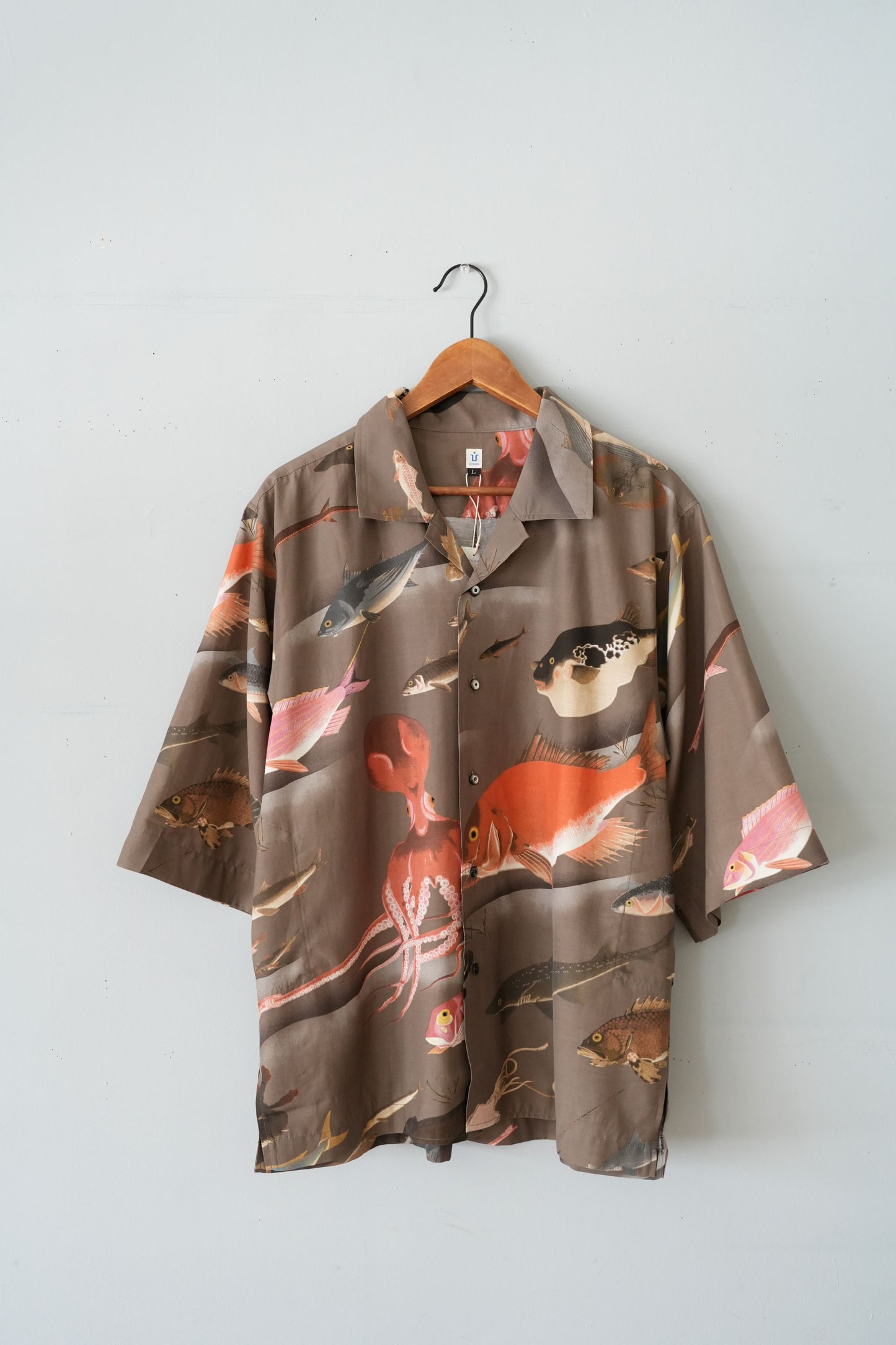 「HiHiHi」tropical shirts -若冲魚群-