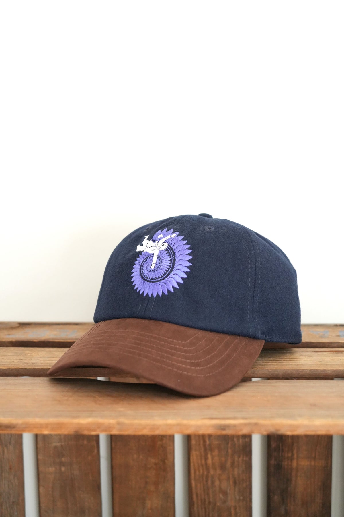 「RAY TROLL」helicoprion vertigo homage wool 6panel -navy-