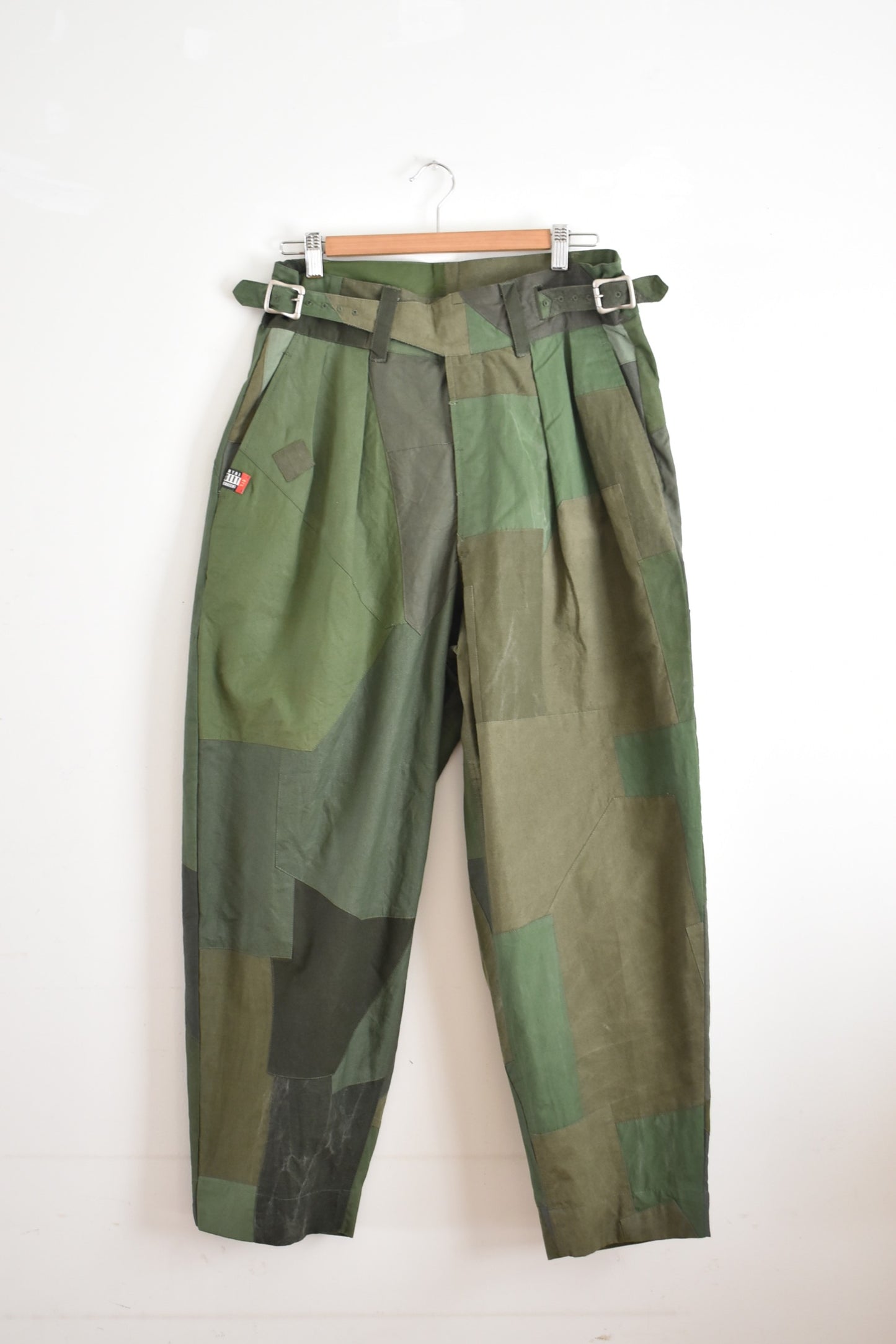 「leh」gurkha pants -khaki.patchwork-