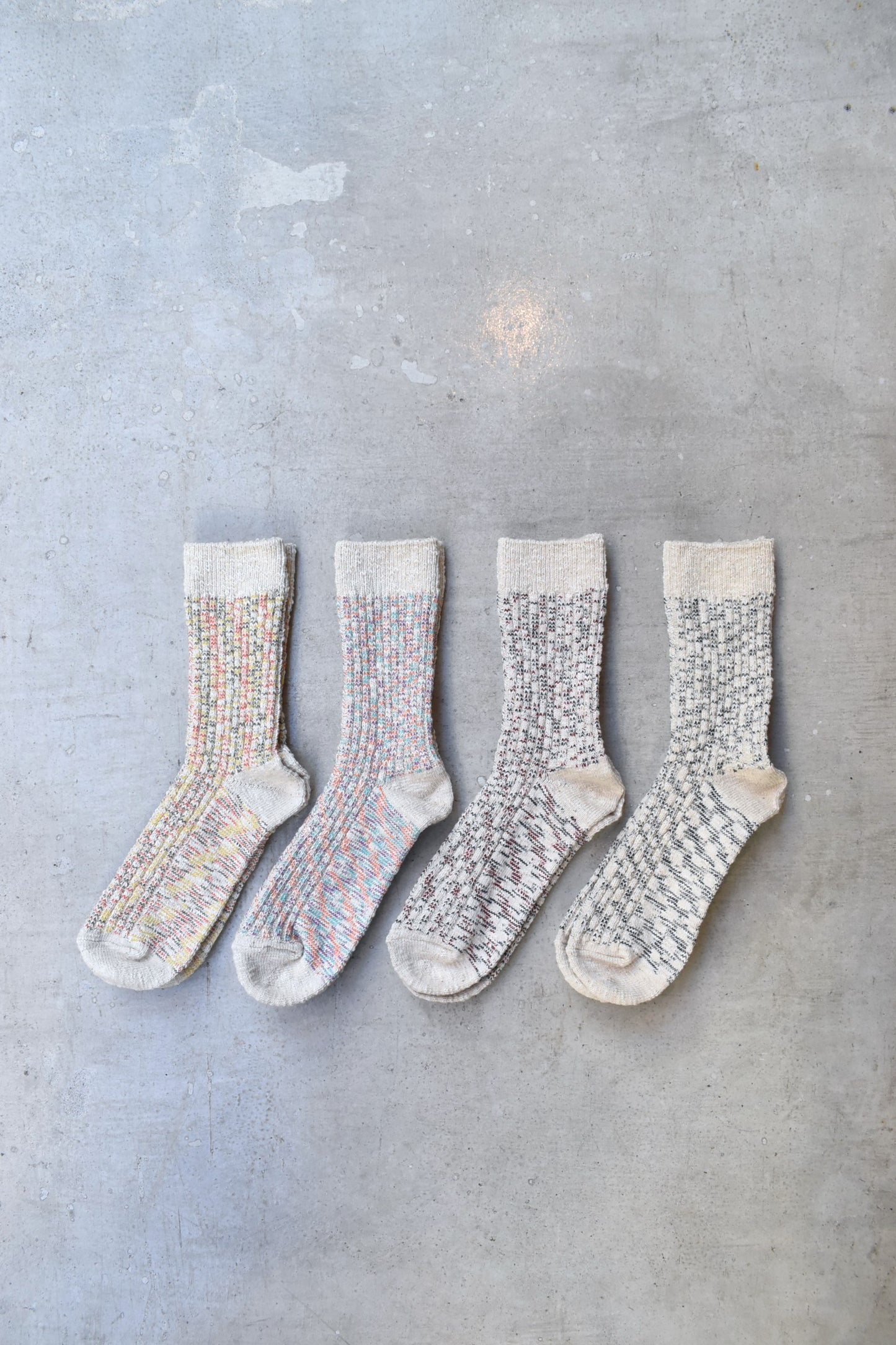 "ROTOTO" kasuri ribbed crew socks