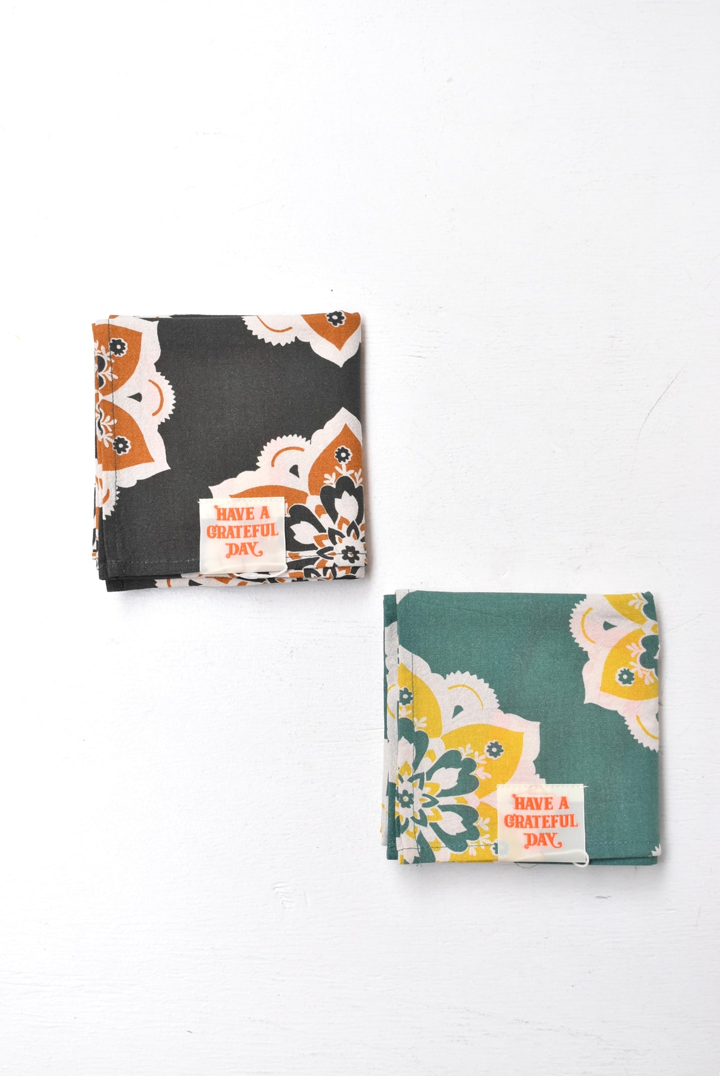 「HAVE A GRATEFUL DAY」bandana