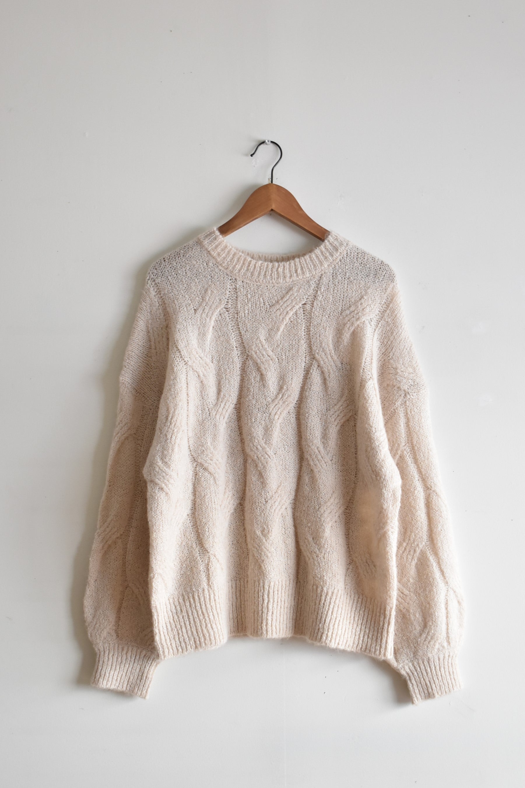 Cable Knit Cable And Gauge Women's Sweaters