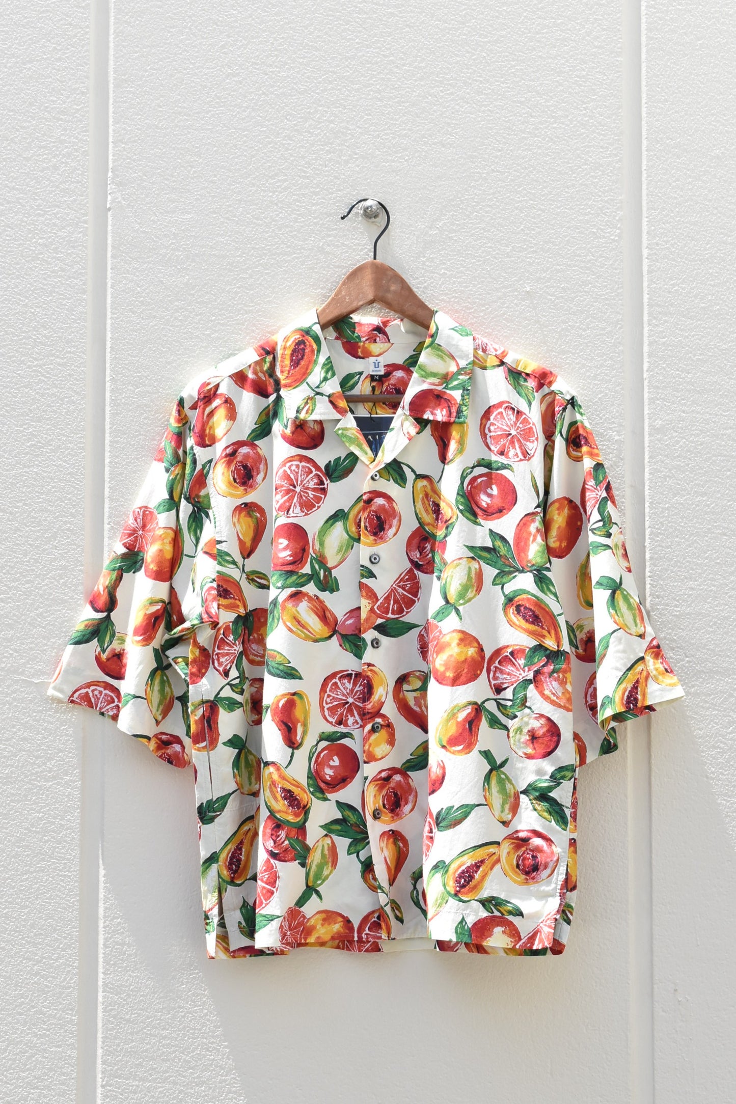 「HiHiHi」トロピカルシャツ -白マンゴー-