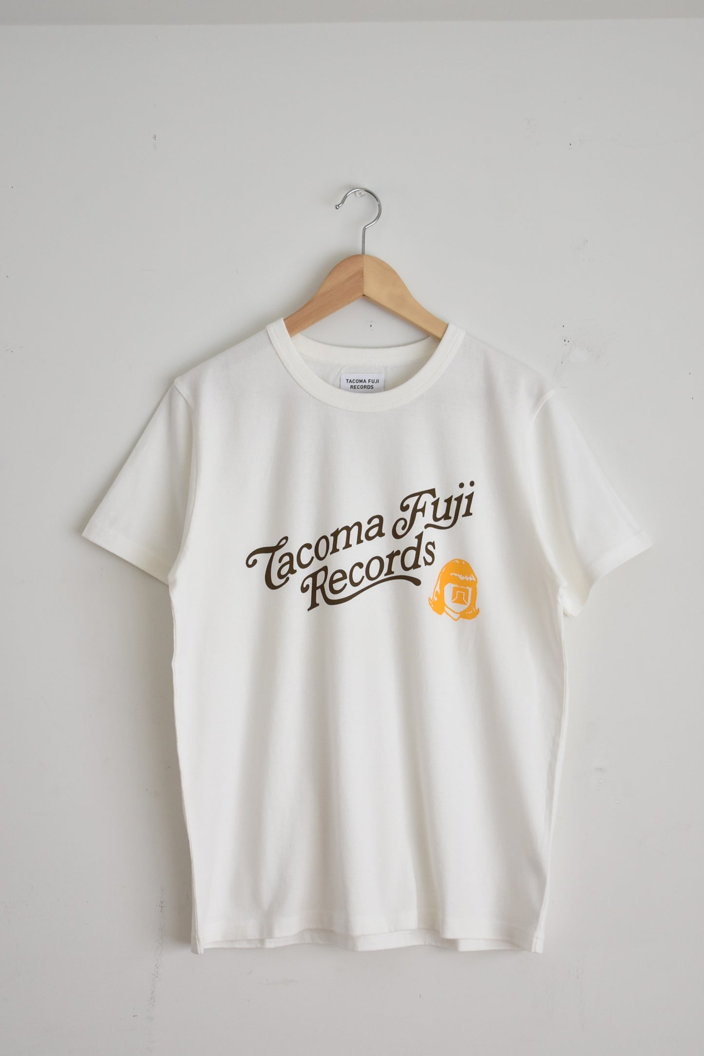 「TACOMA FUJI RECORDS」SCRIPT LOGO Tee -white-