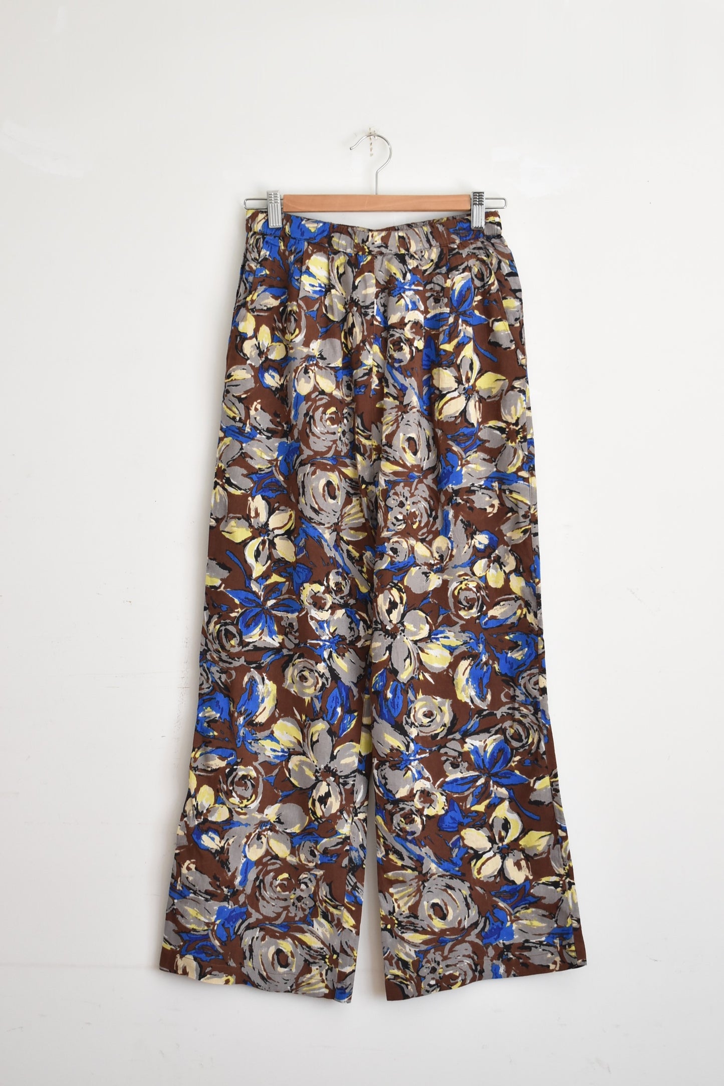 「noia」rayon print easy pants -brown-