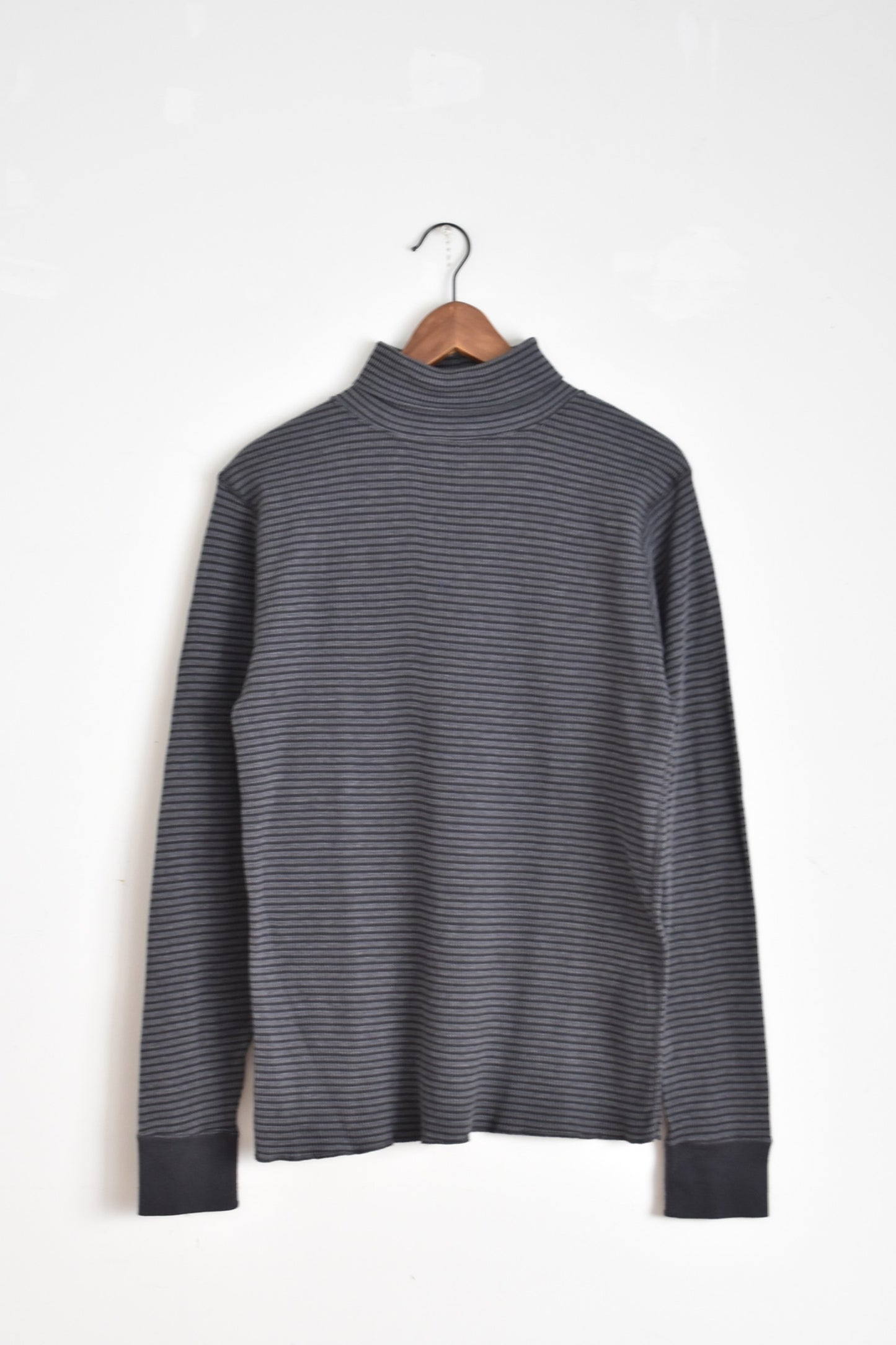 「walla walla sport」stripe thermal turtle -used black-