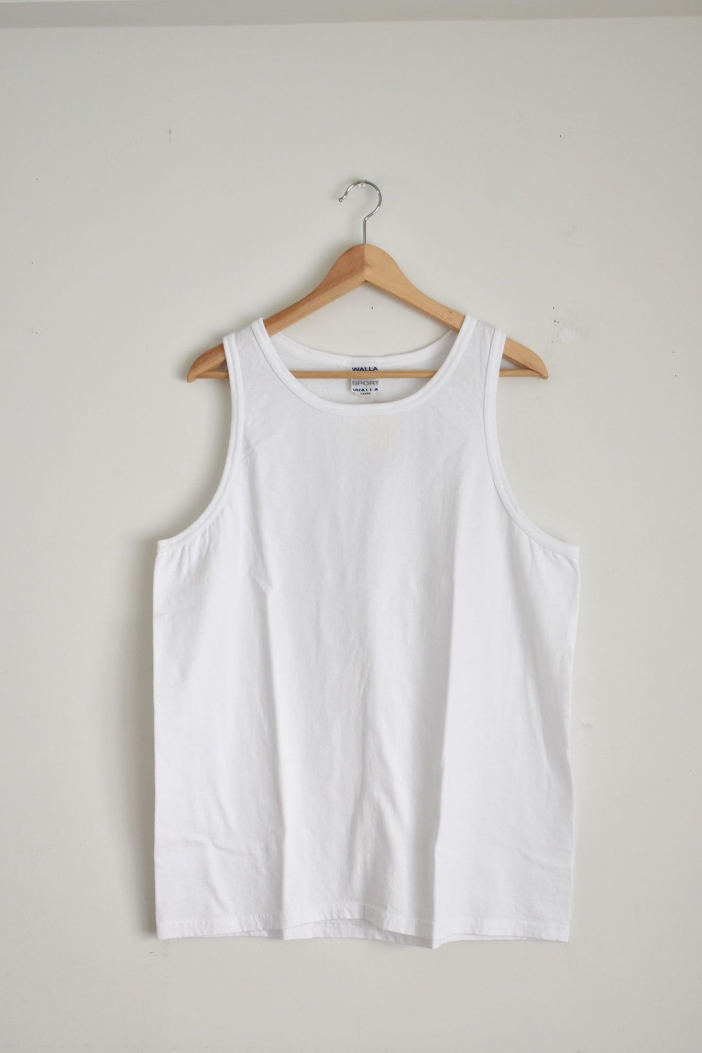 「walla walla sport」solid tank top -white-