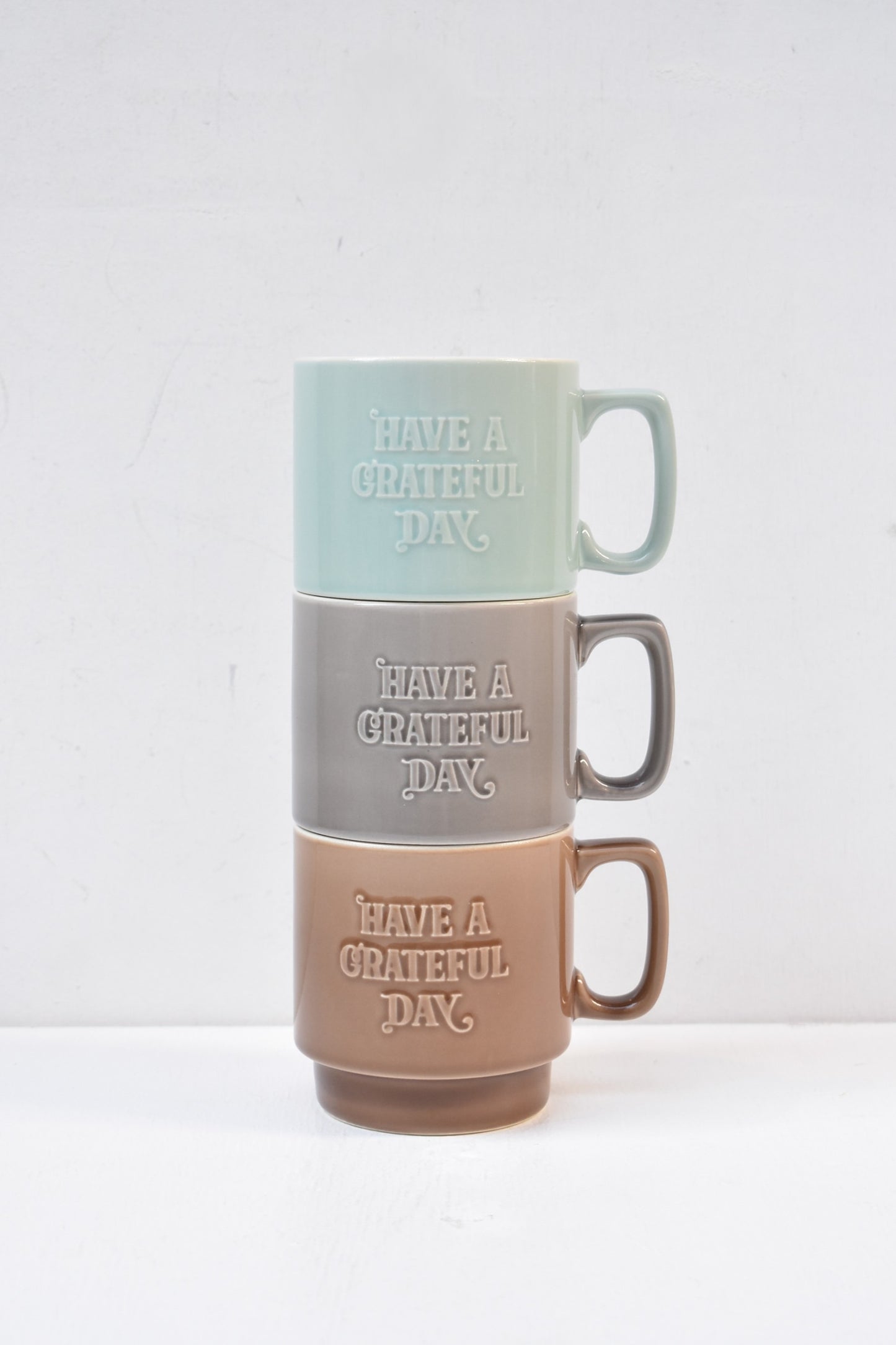 "HAVE A GRATEFUL DAY" vintage mug cup