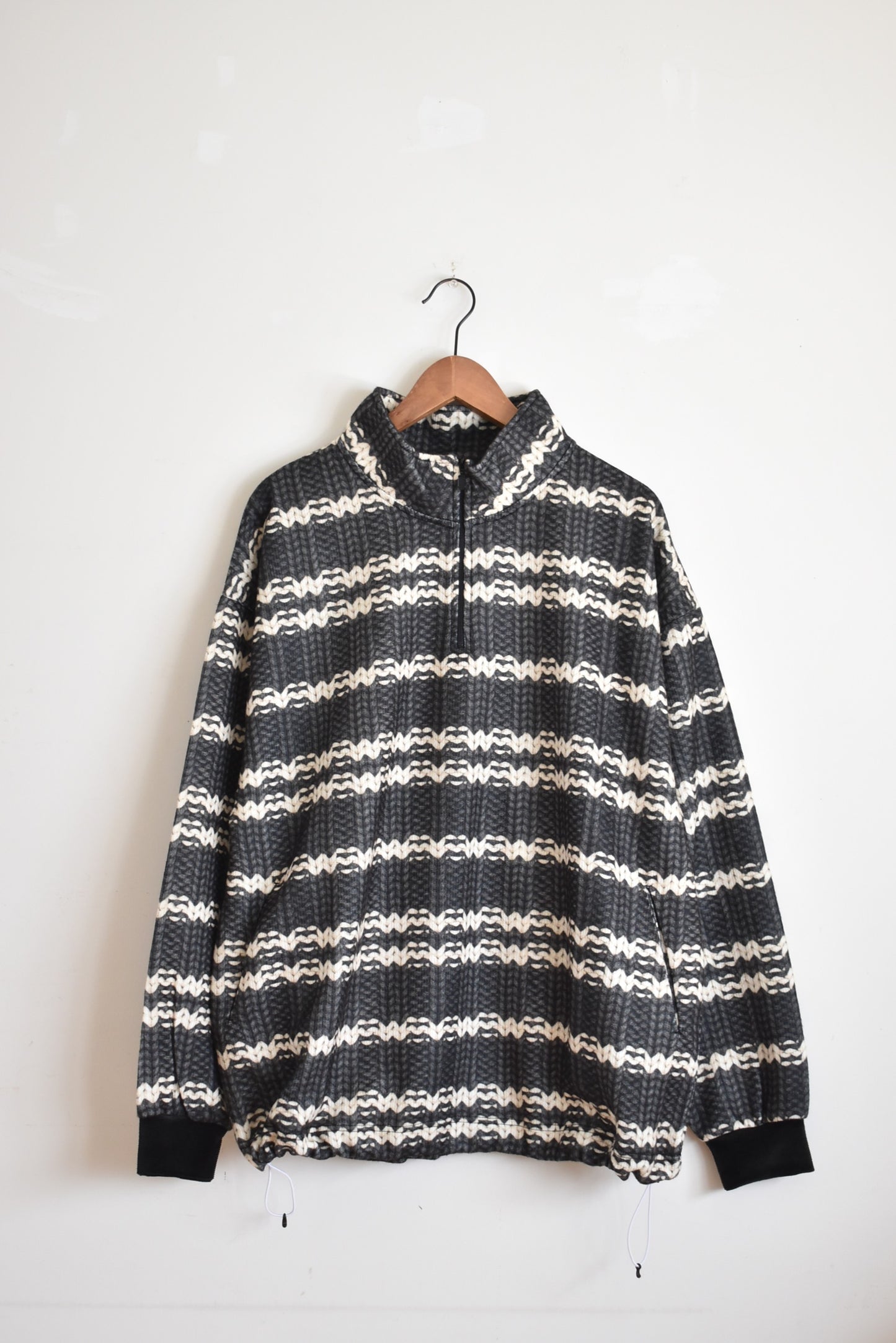 「QUOLT」fake knit pullover -sumikuro/white-