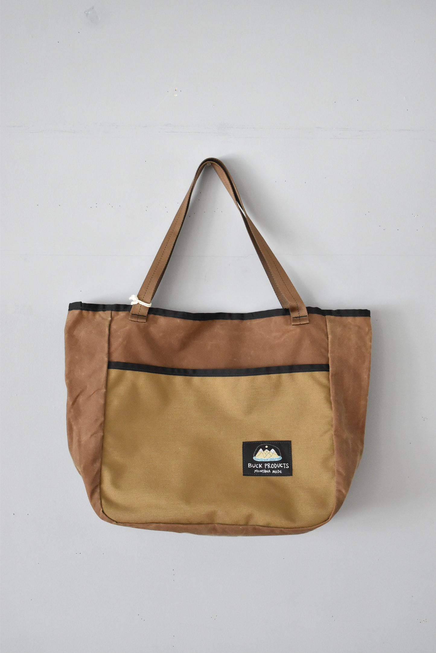 「BUCK PRODUCT」MUB large -oiled cotton/brown-