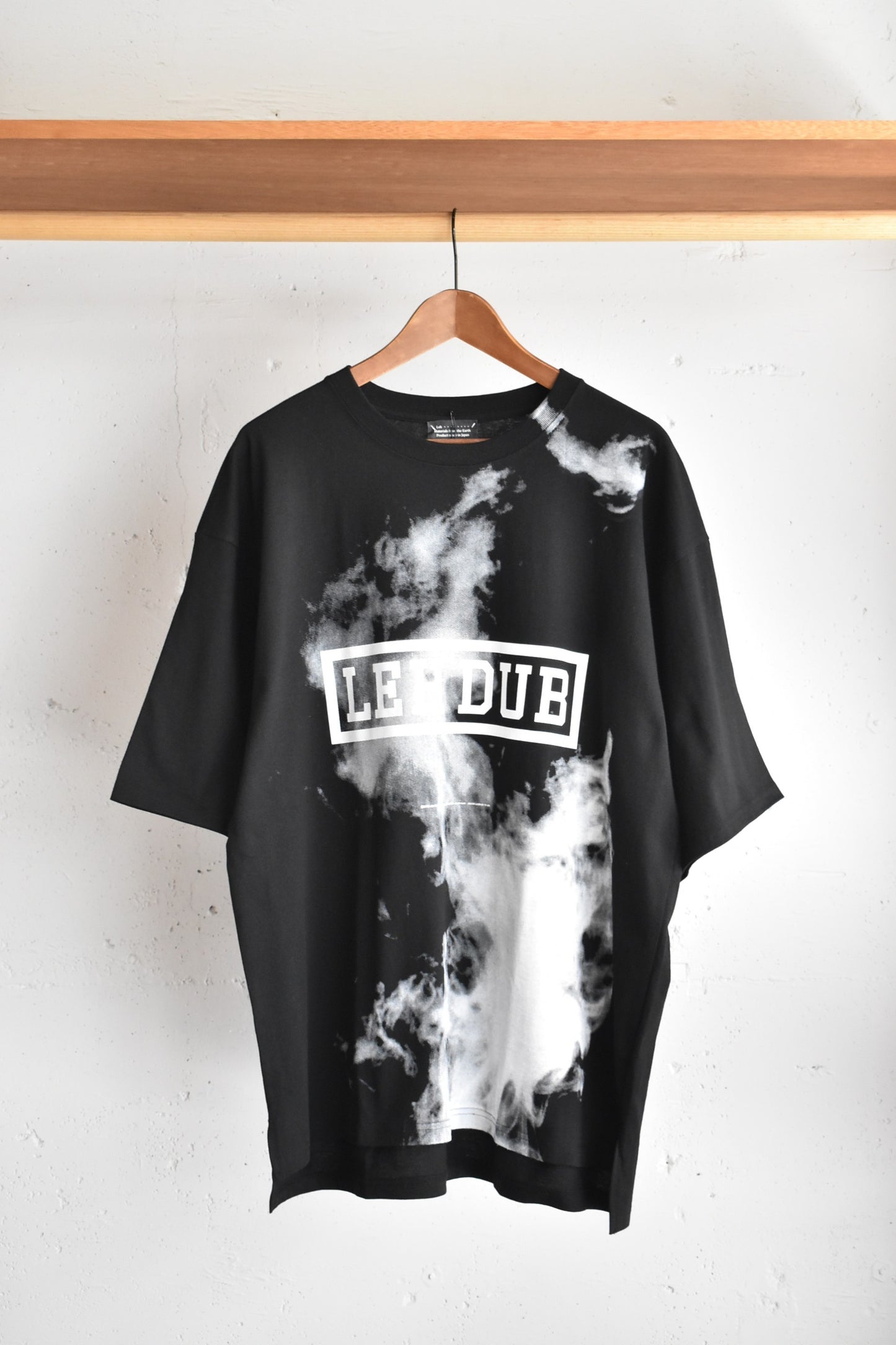 「leh」 big size slit Tsh "LEH DUB"-black-