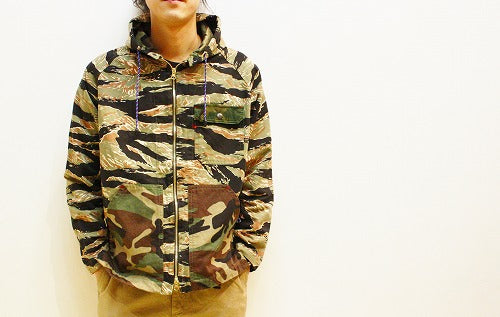 「DE-NA-LI」　Tiger　Camo　Zip　Parka