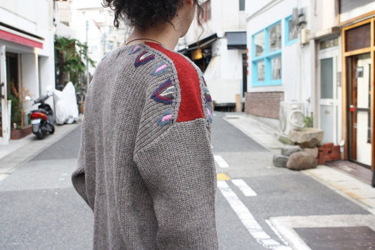 「ARIGATO FAKKYU」sweater