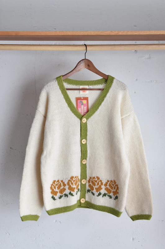 "HAVE A GRATEFUL DAY" knit cardigan -natural- 