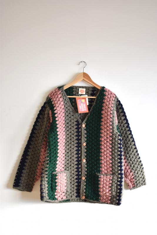 "HAVE A GRATEFUL DAY" crochet cardigan -green- 