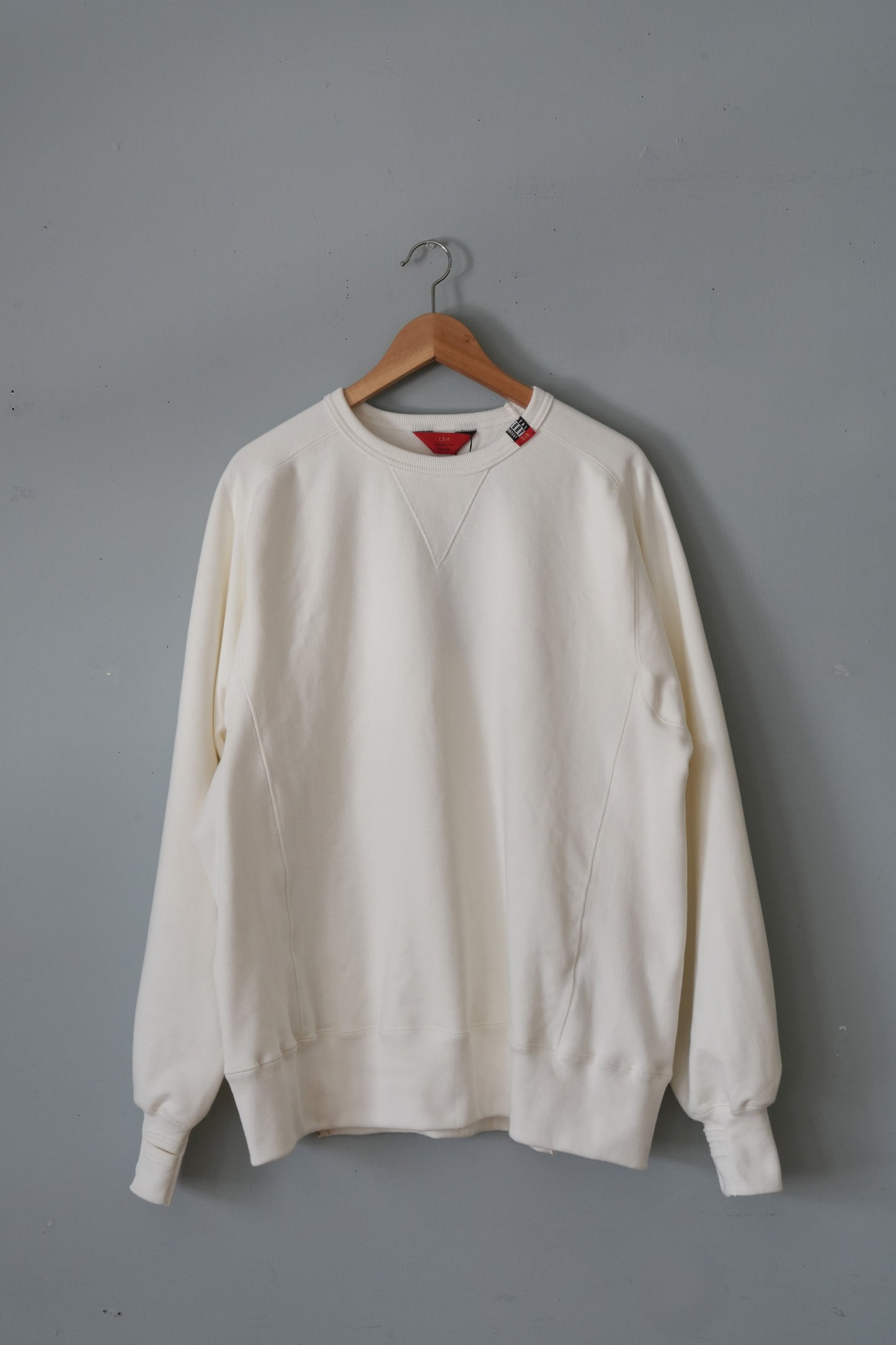 「leh」back zip sweat top