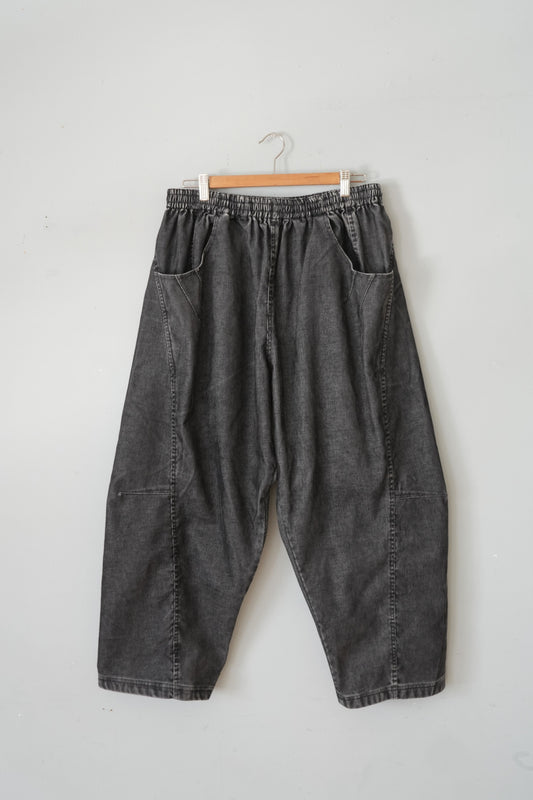 「BURLAP OUTFITTER」QD cord island pants -black-
