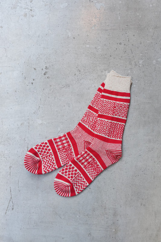 「ROTOTO」multi jaquard crew socks -red-