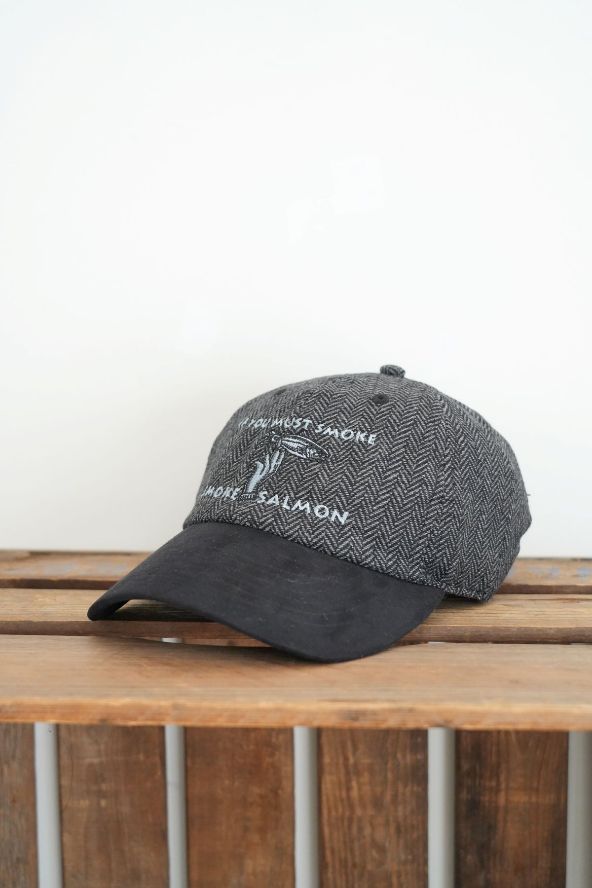 「ray troll」smoke salmon herringbone wool 6panel cap -black-