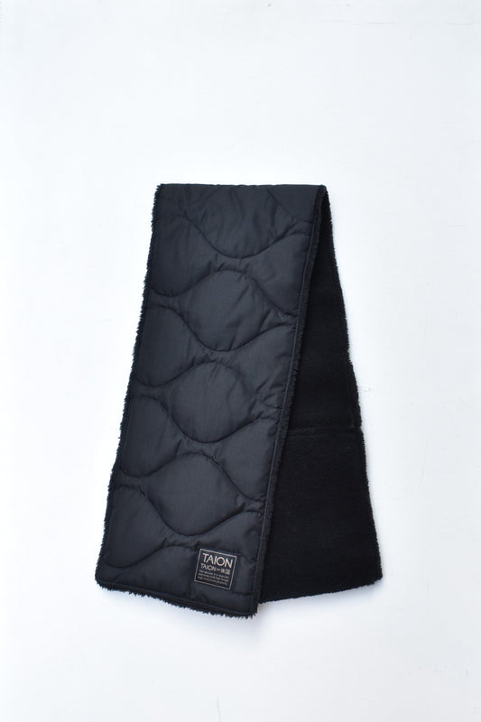 「TAION」military reversible down muffler -black-