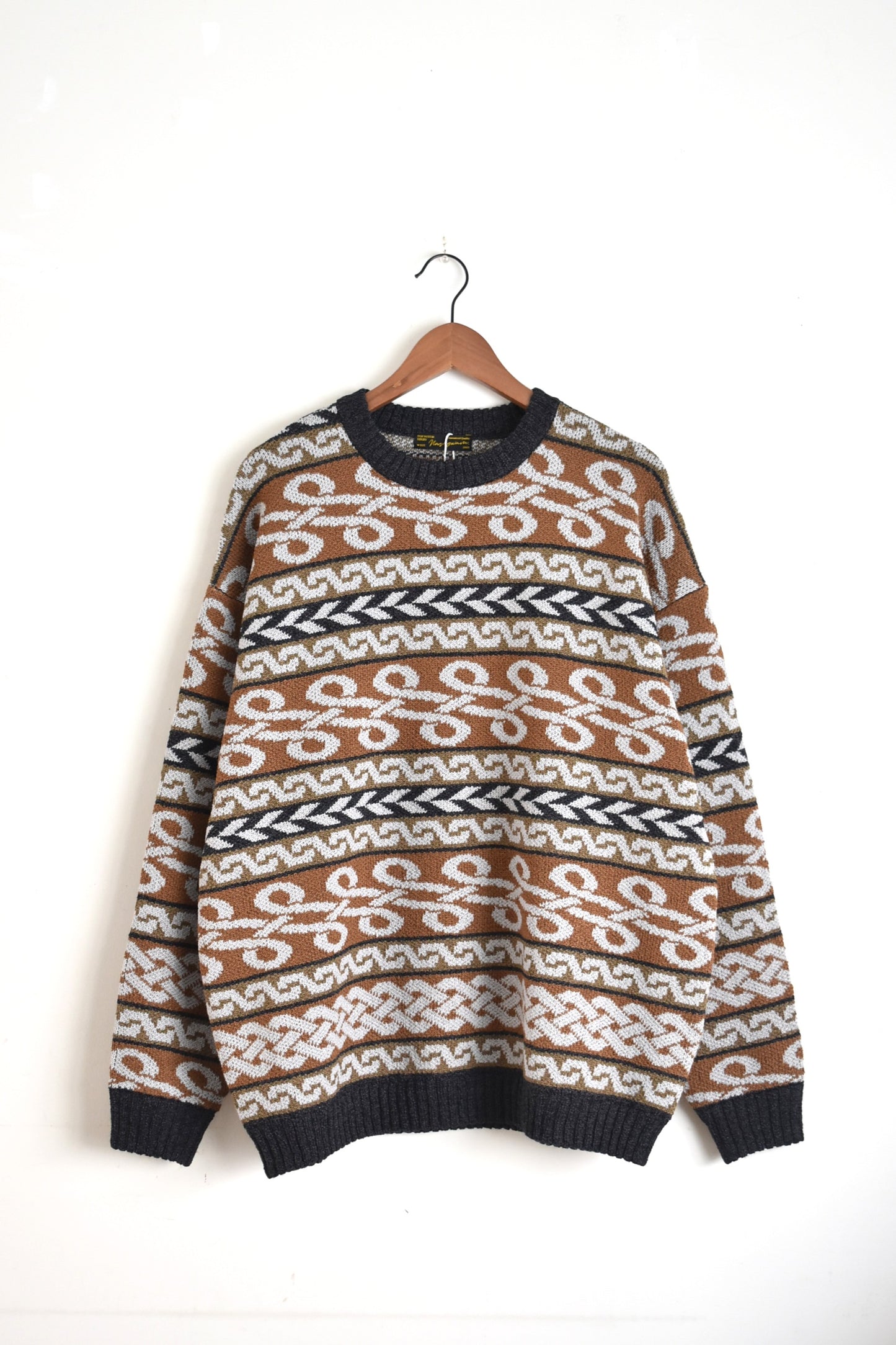 「nasngwam」braid knit -brown-