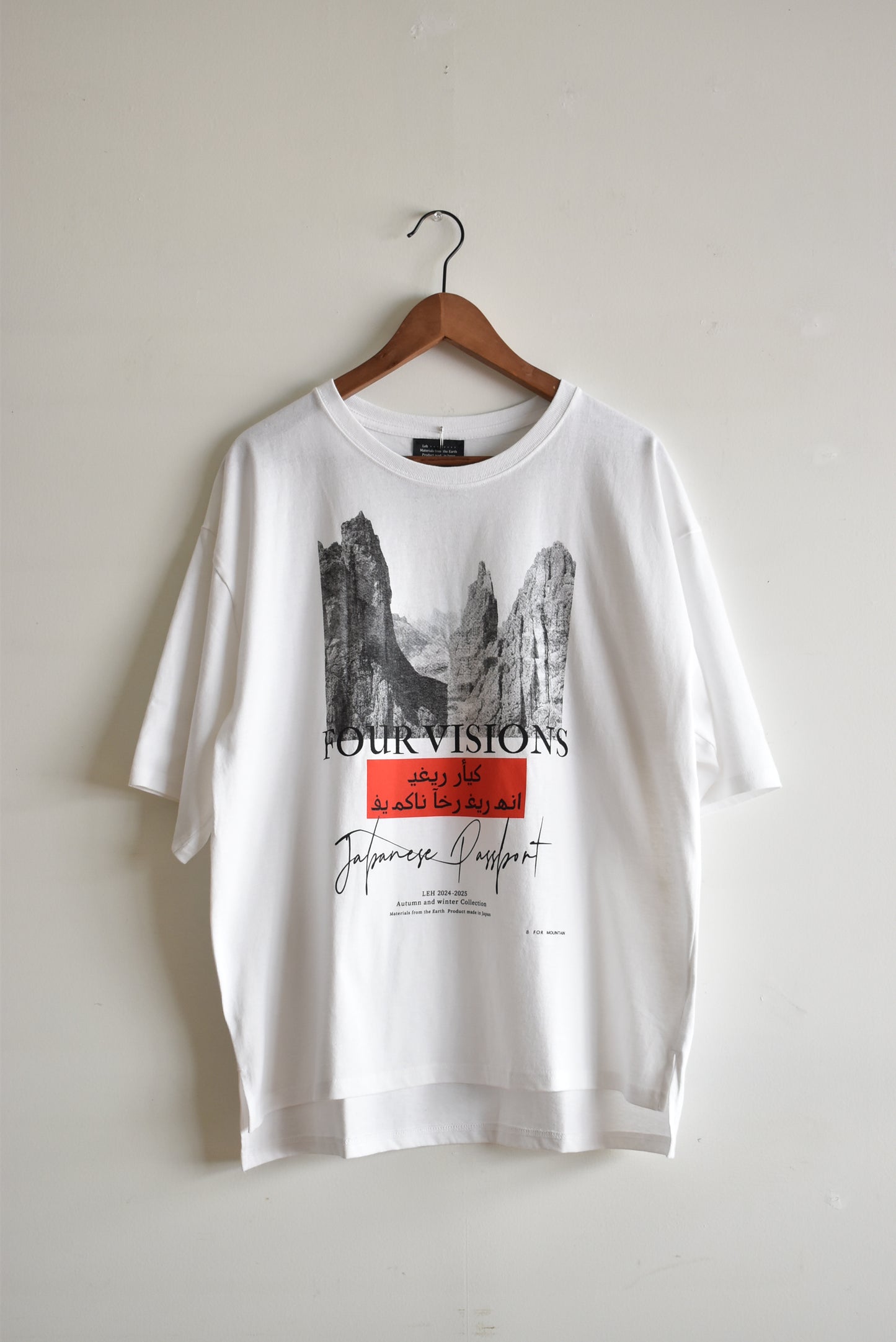 「leh」big size slit Tsh -mountain/white-