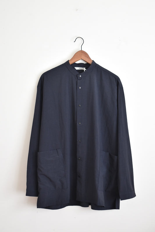 「amne」nylon park shirts -navy-