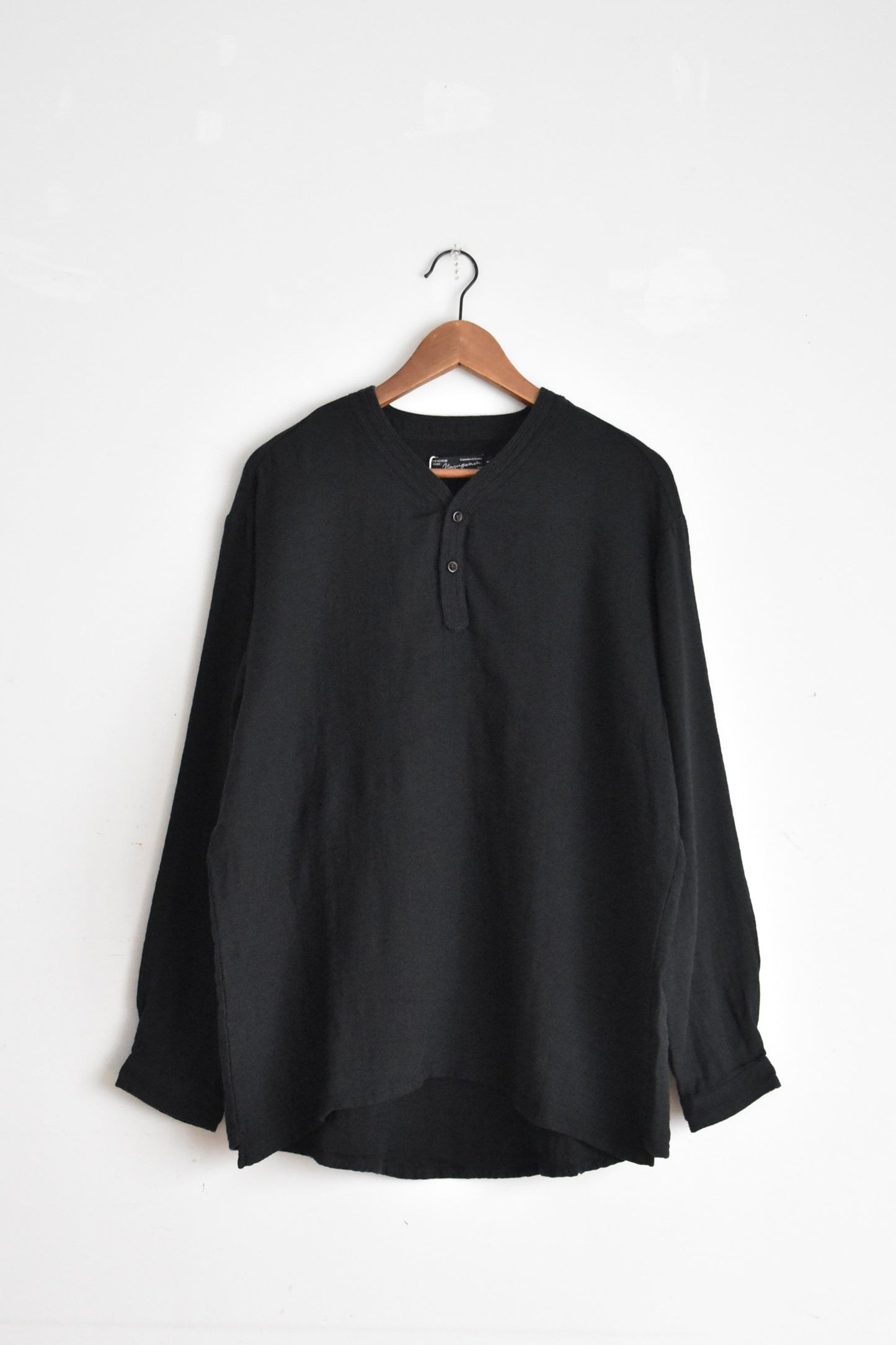 "nasngwam" vagarant shirt -charcoal- 