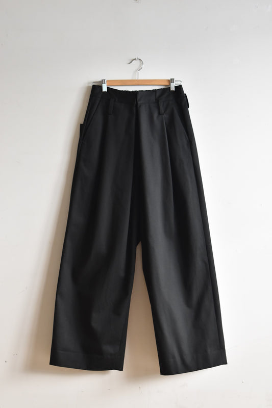 「leh」wrap wide slacks -black-