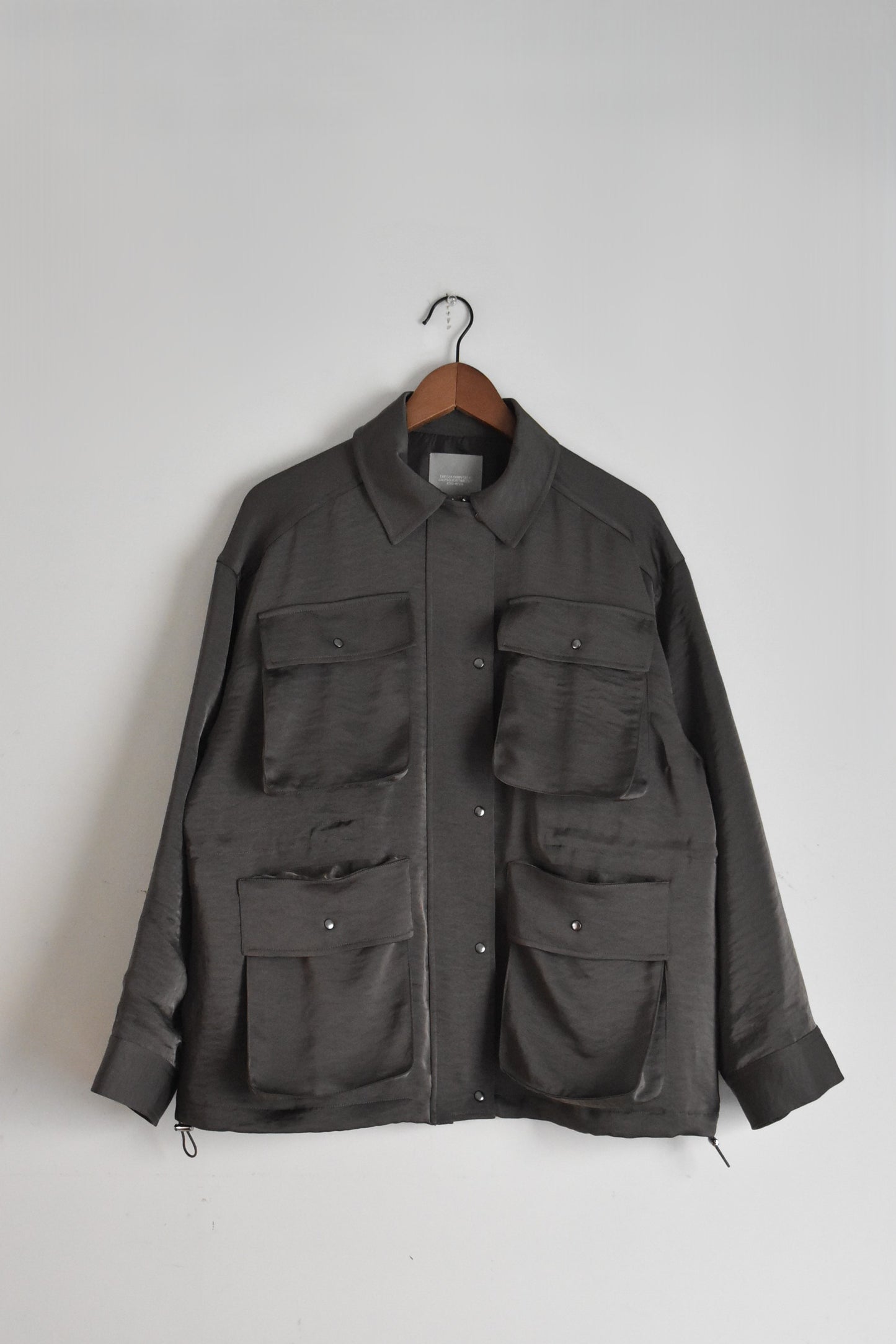 「hunch」satin light jacket  -charcoal-