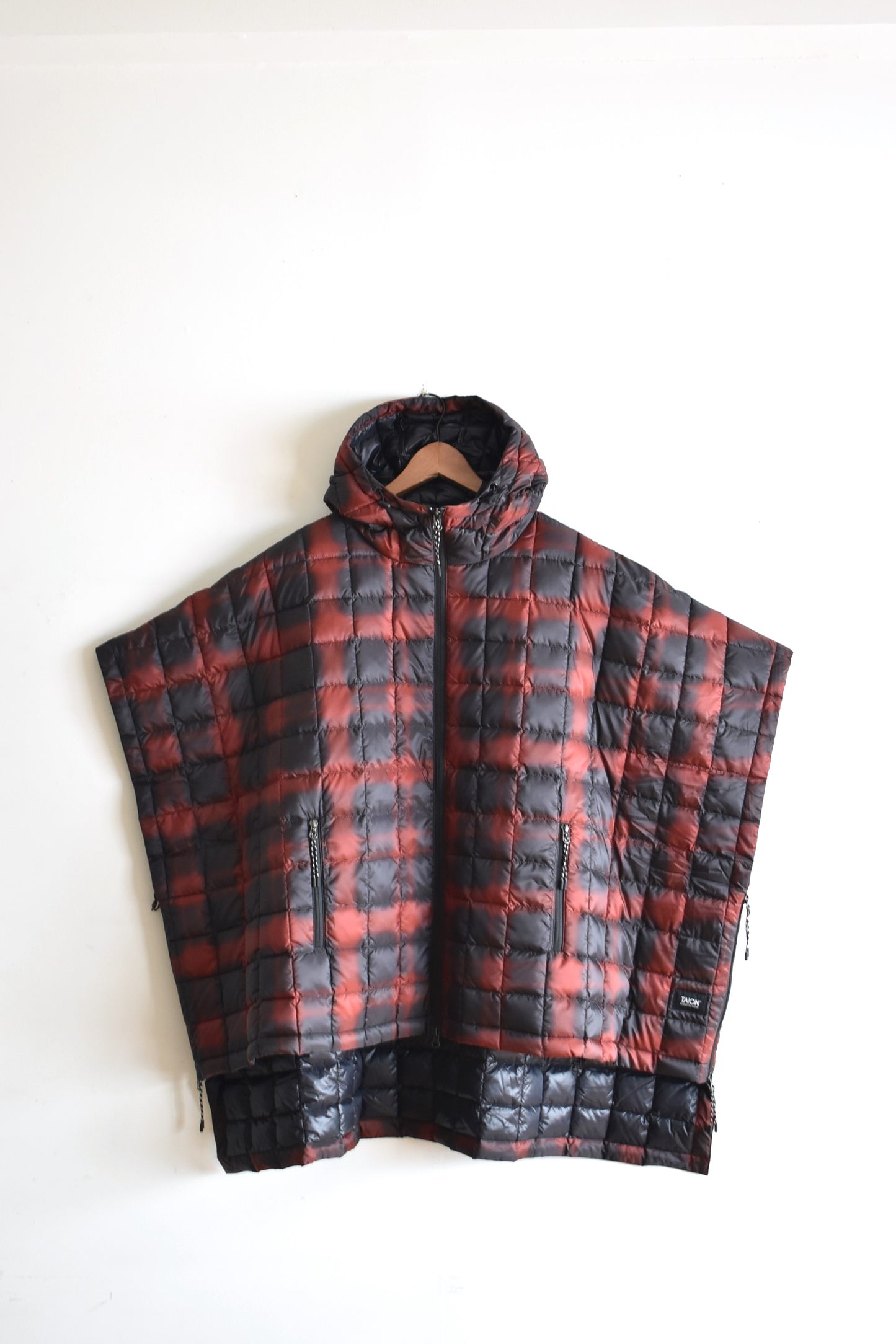 「TAION」mountain open front down poncho -check-