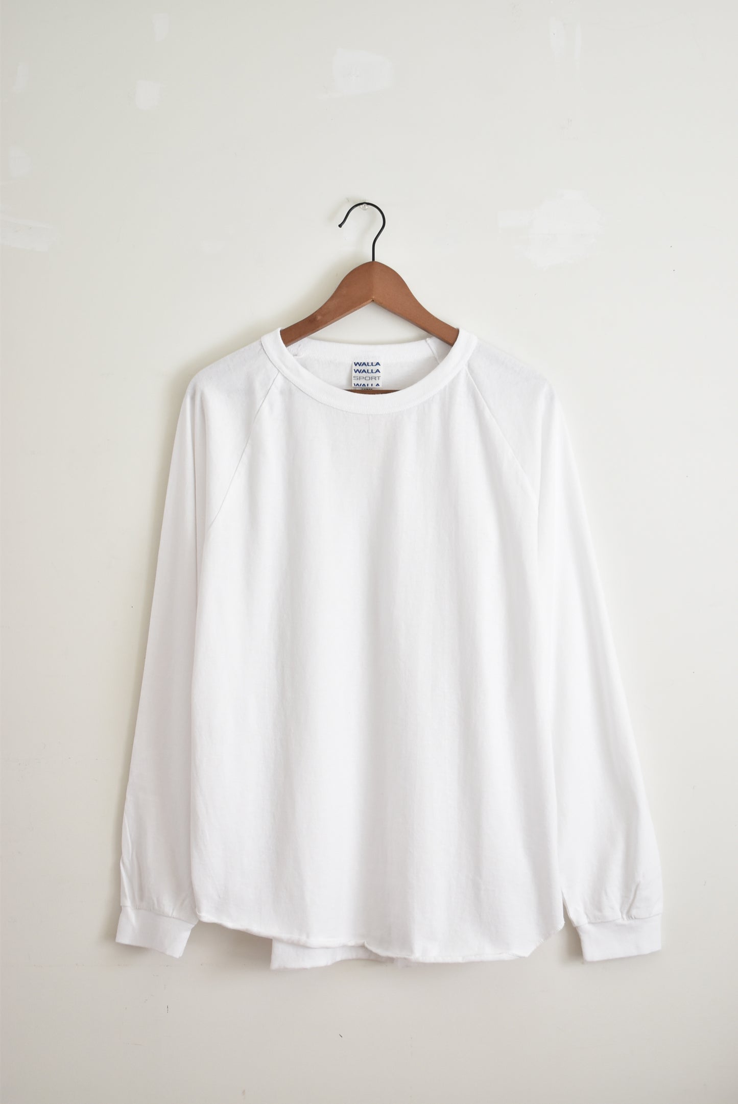 「walla walla sport」L/S loose baseball tee -white-