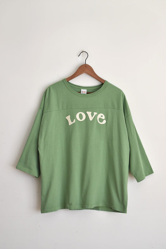 「HAVE A GRATEFUL DAY」football T -leaf-
