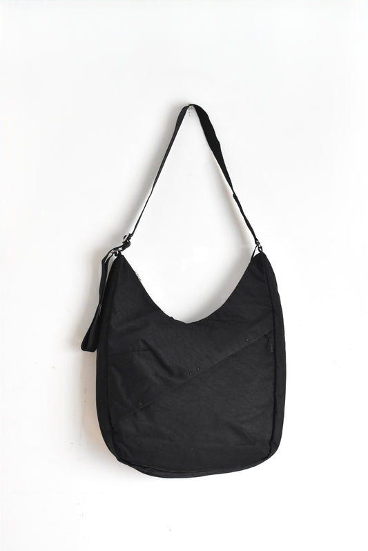 「F/CE.」textured twill shoulder tote -black-