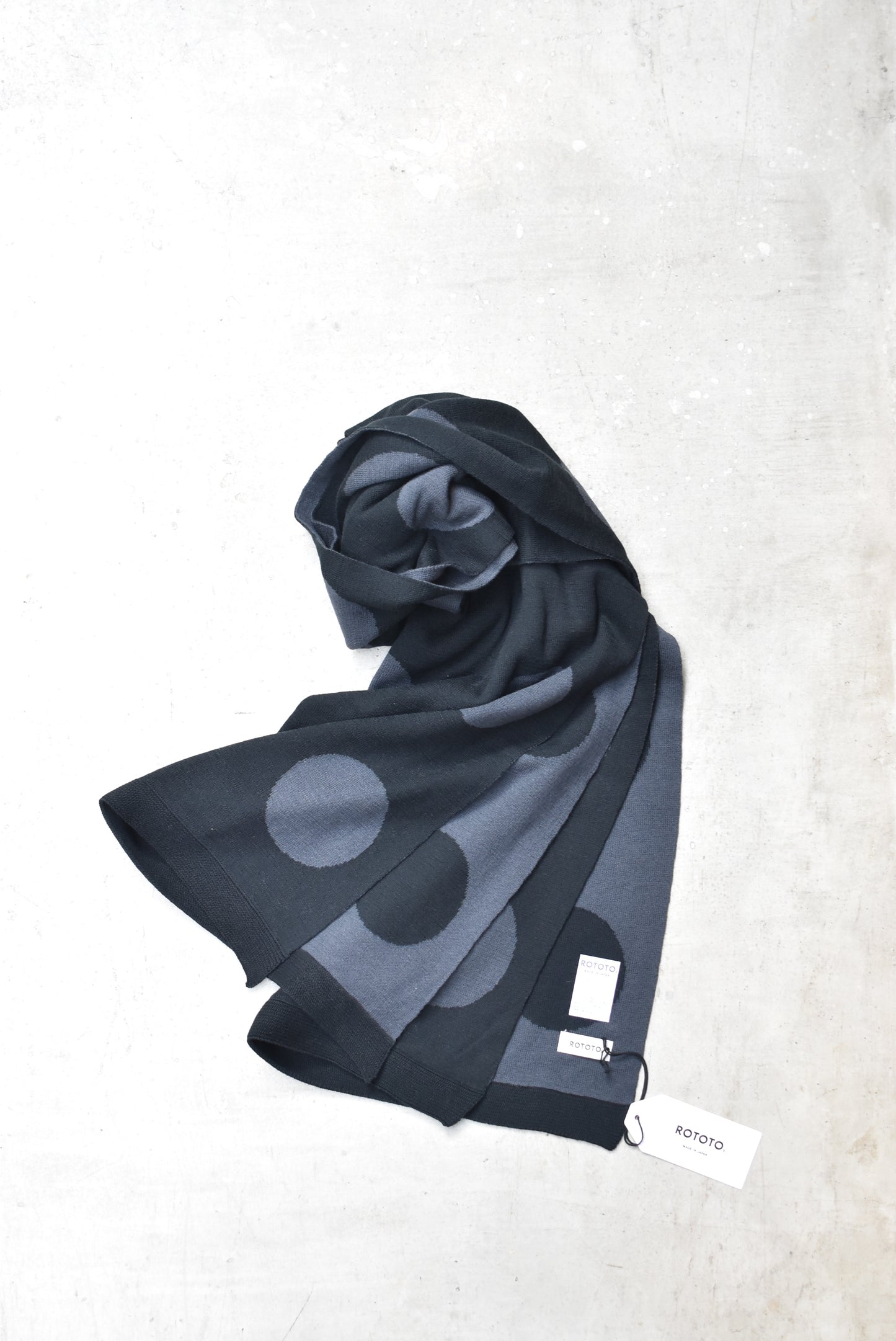 「ROTOTO」porthole cotton shawl muffler -black-