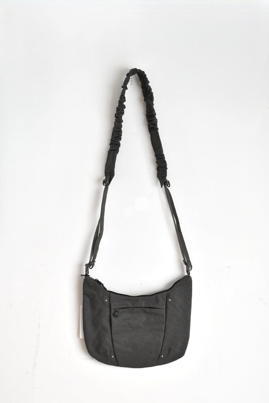 「F/CE.」textured twill poach -charcoal-