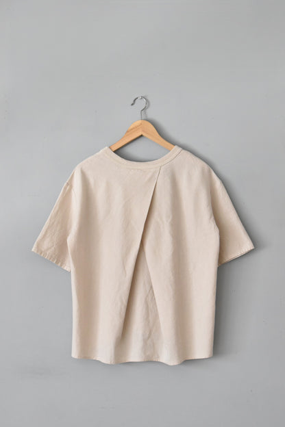 「maillot」linen rich back tuck half sleeve shirt-tee -ivory-