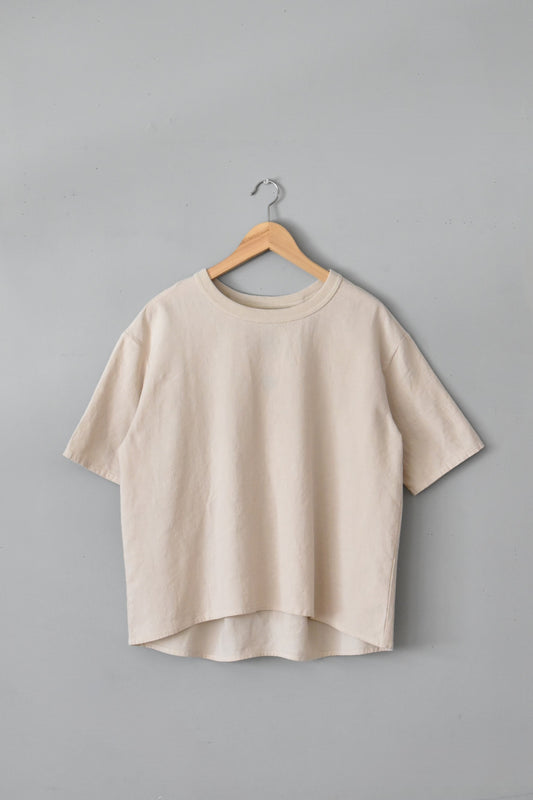 「maillot」linen rich back tuck half sleeve shirt-tee -ivory-