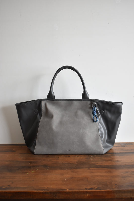 「F/CE.」tech leather 2way tote -gray-