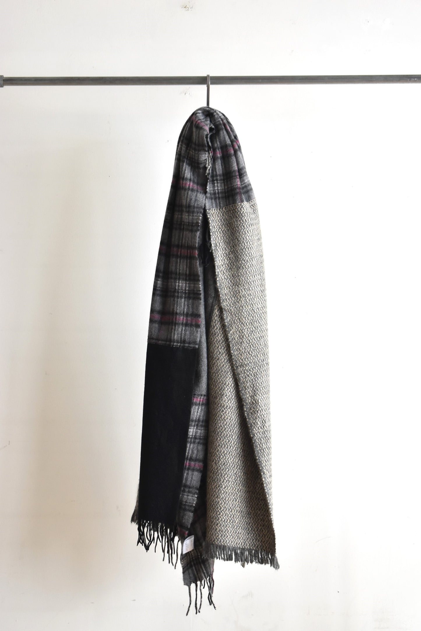 「nasngwam」edge big stole -gray mix-