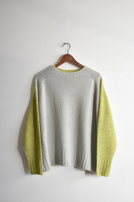 「maillot」mature wool bicolor crew wide sweater -l.sax/yellow-