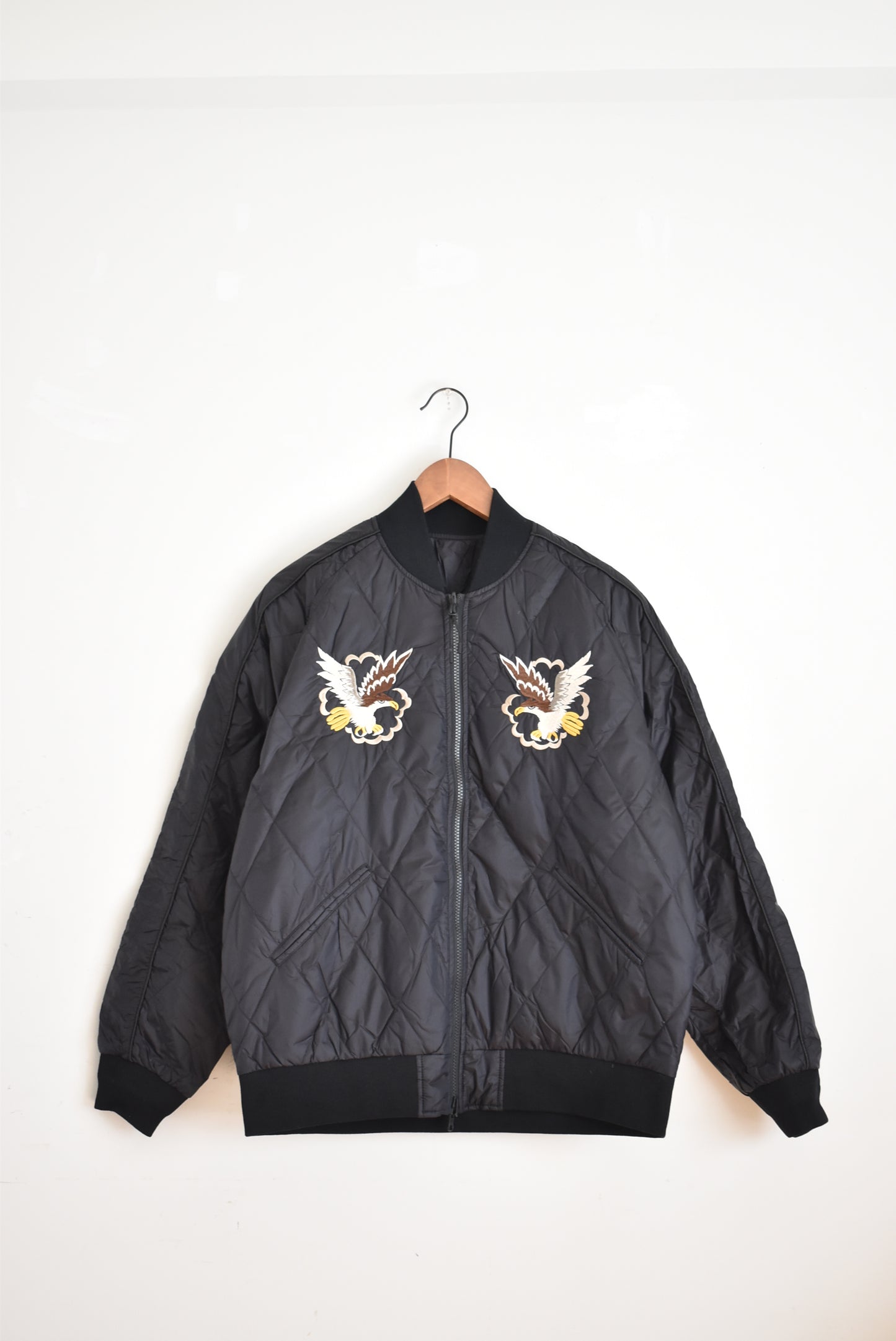 「TAION」reversible "SKAJAN" down jacket -鷹/龍-