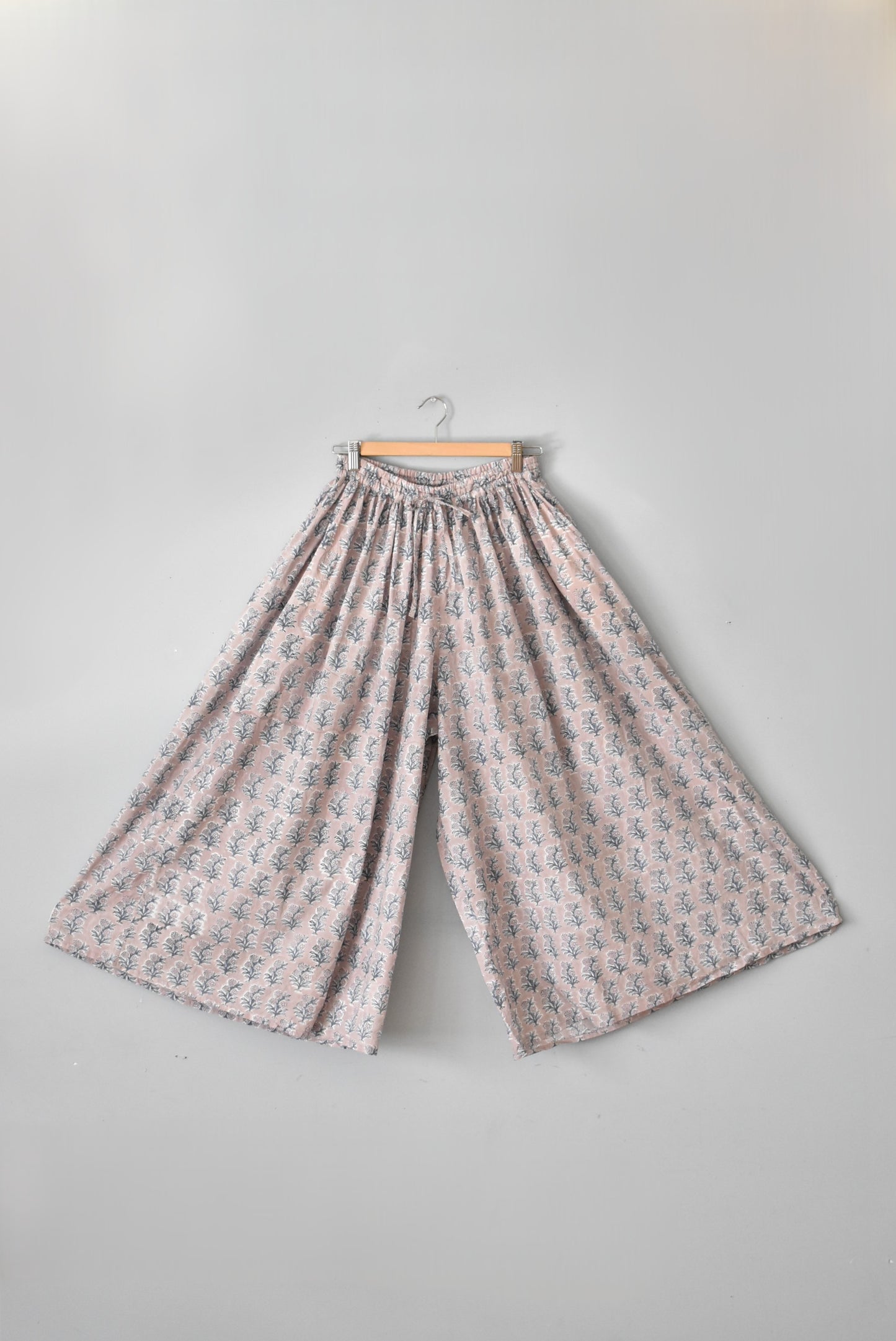 「GOHEMP」gather wide pants