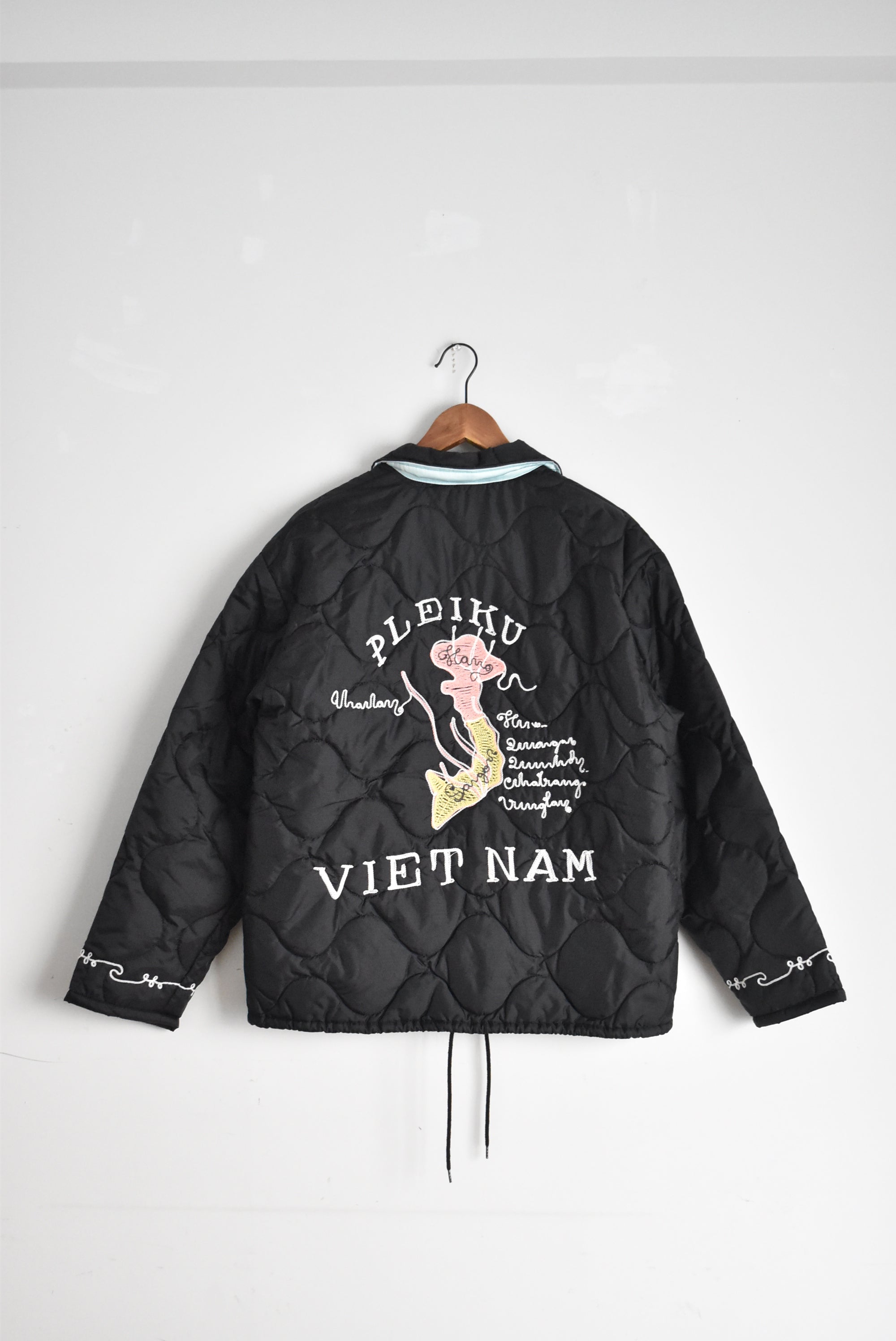 THRIFTY LOOK – tagged 