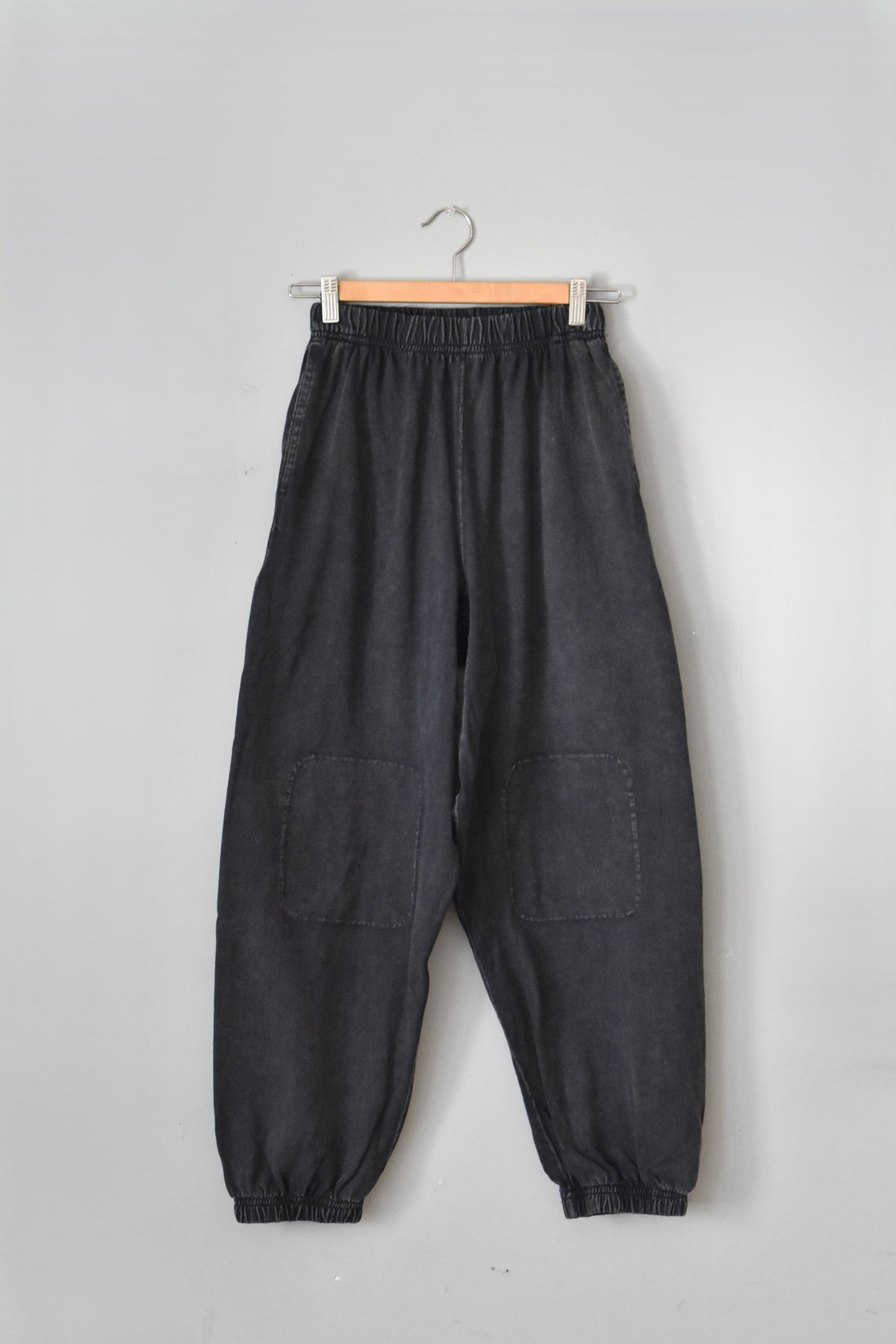 「imprestore」training pants -faded navy-