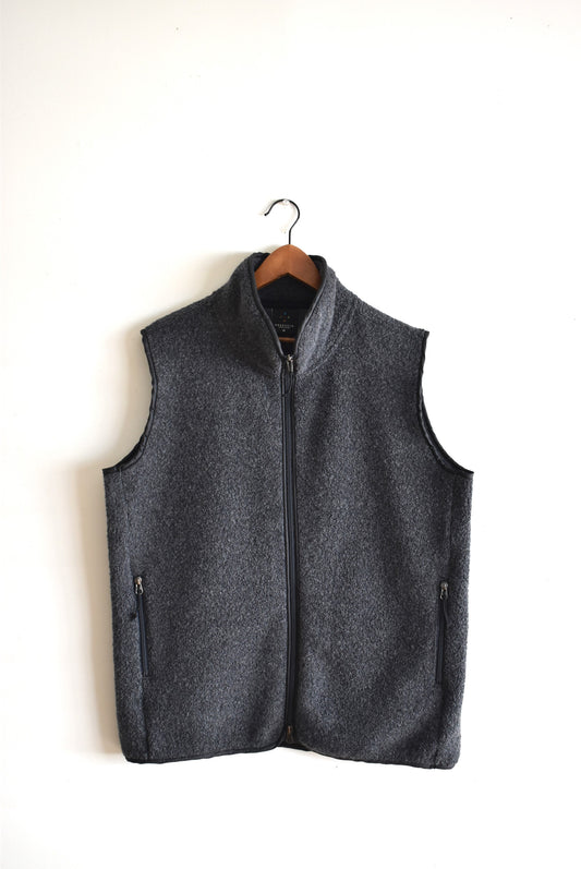 「AXESQUIN」wool boa vest -charcoal-