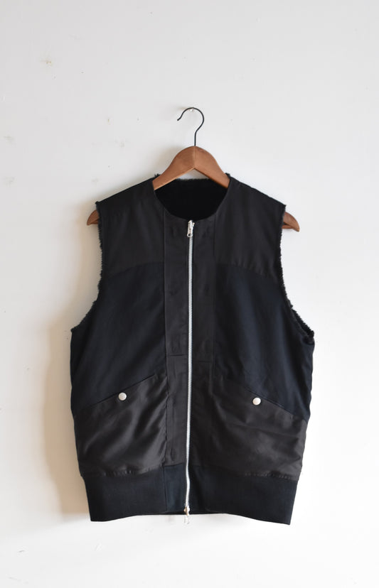 「nasngwam」poler vest -black-