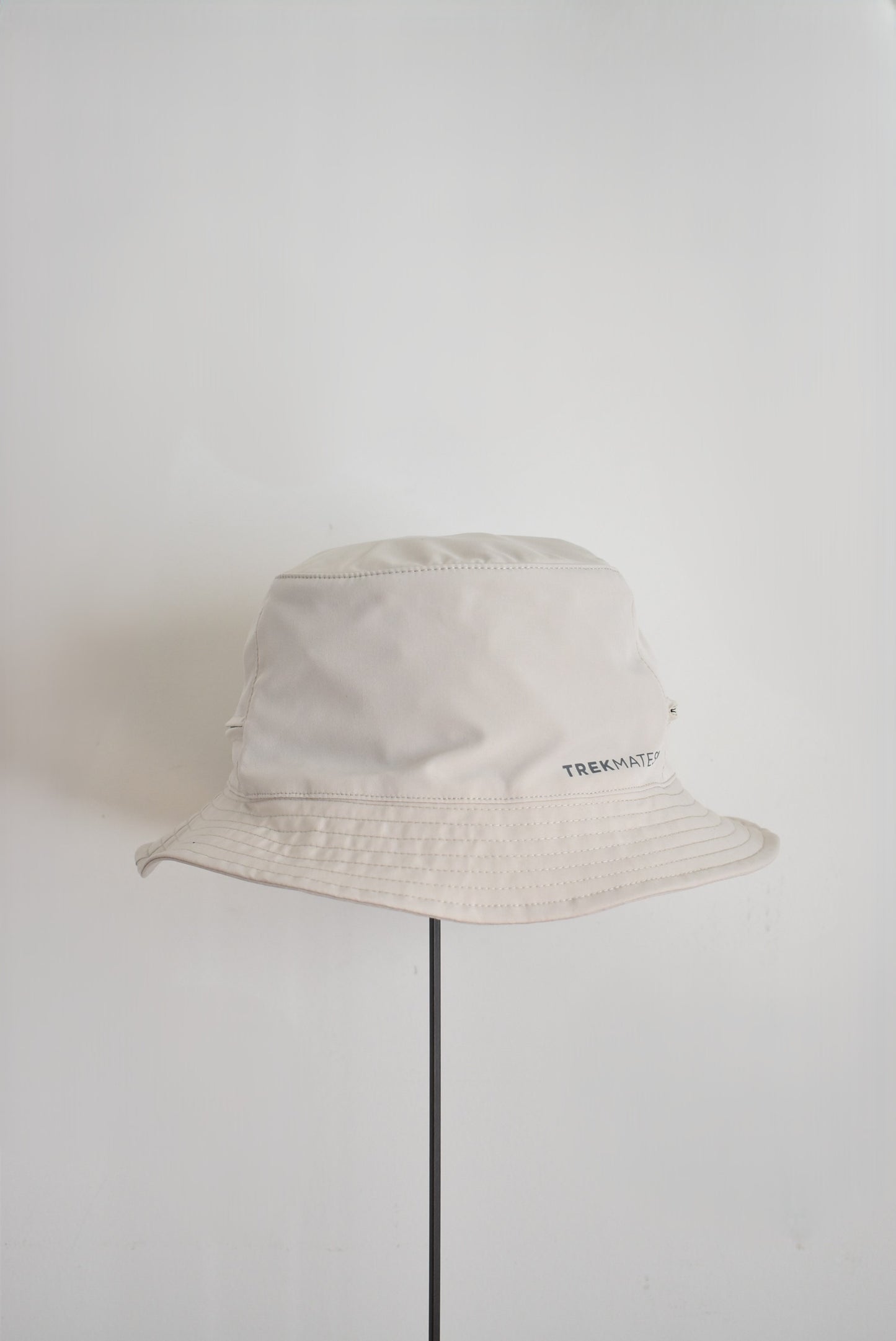 「TREKMATES」mojave hat -linen-